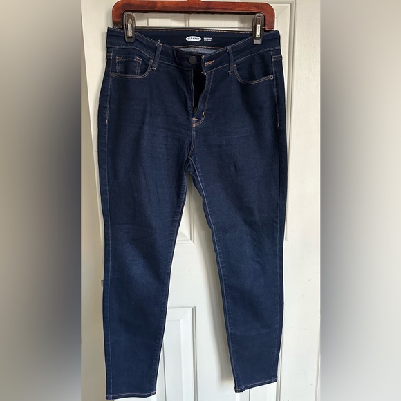 Old Navy Women’s Dark Wash Jeans- Size 8 Short - Picture 1 of 8
